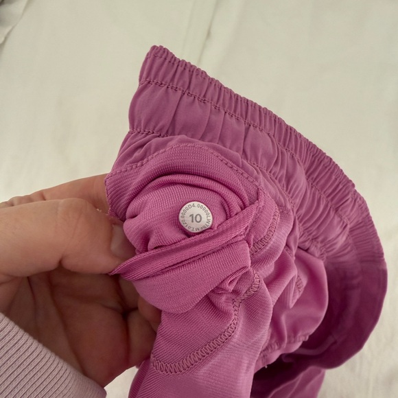 Lululemon Hotty Hot Shorts - Picture 3 of 3